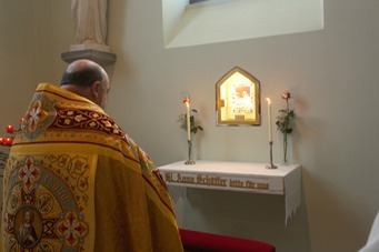 Hl Anna Schäffer Altar